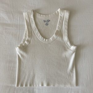 Brandy Melville One Size White Ribbed Tank Top